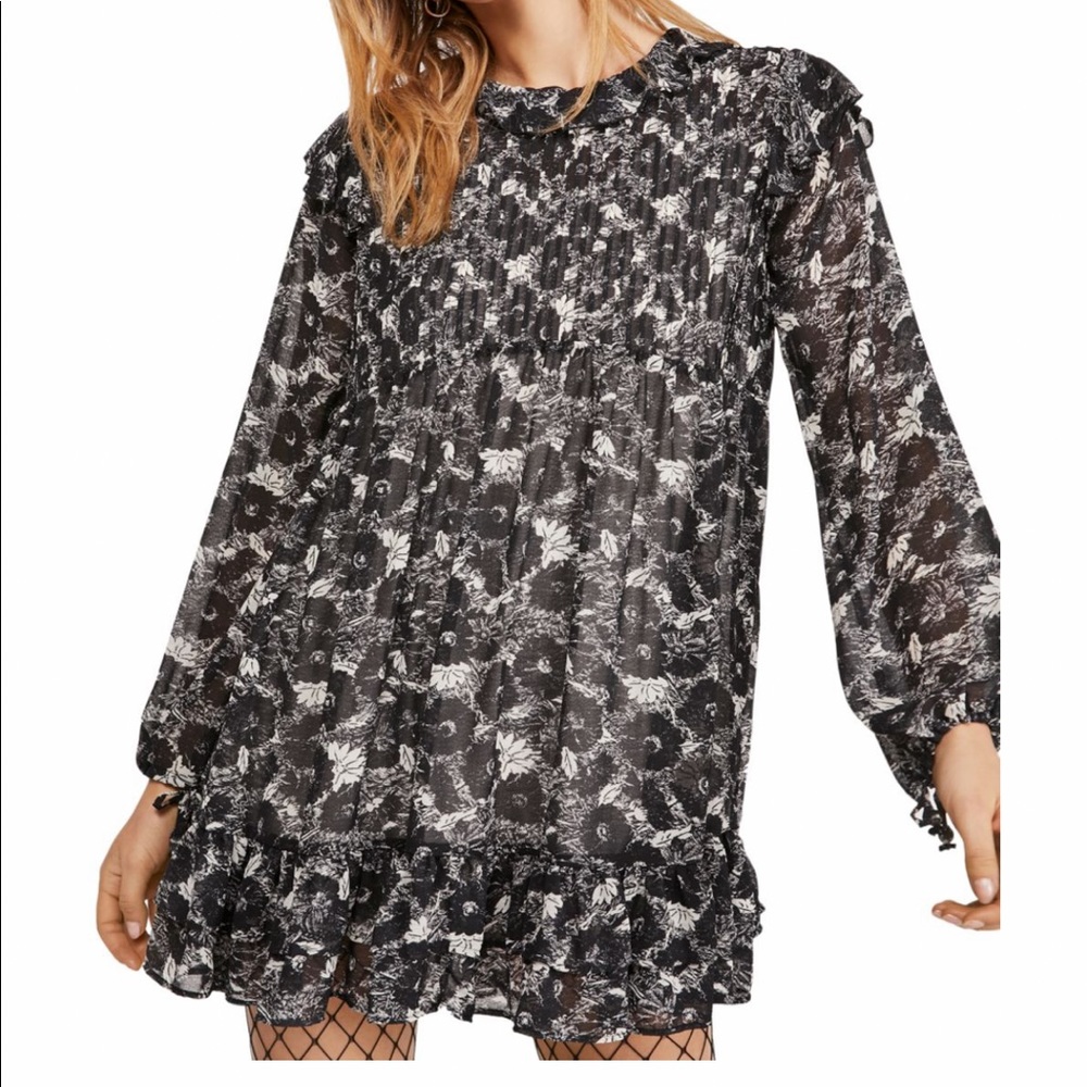 These Dreams Ruffle floral Mini dress